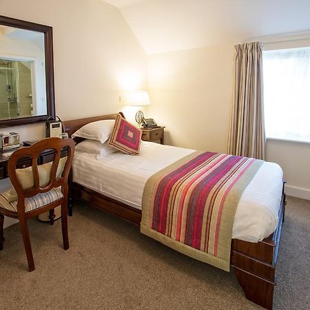 The Bishops Table Hotel Farnham  Eksteriør bilde